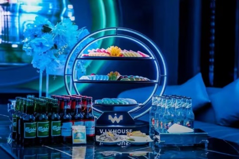 无锡夜总会招聘,无锡模特招聘,携手共进,打造职场新高峰！